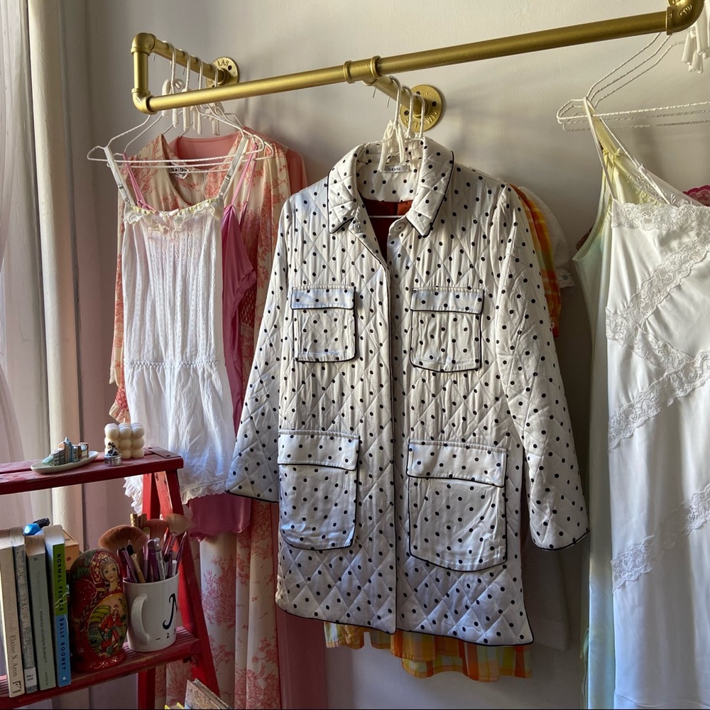 SATIN QUILTED B&W POLKA DOT THROW by Ganni 🦢